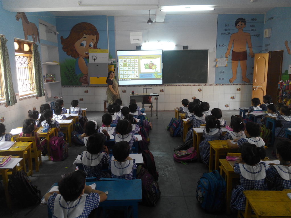 DIGITAL & SMART CLASSES
